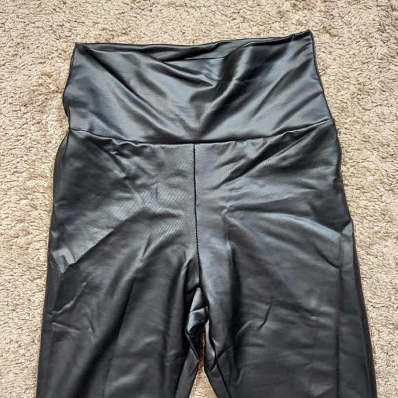NWT Faux leather high waist tummy control leggings - Picture 6 of 8